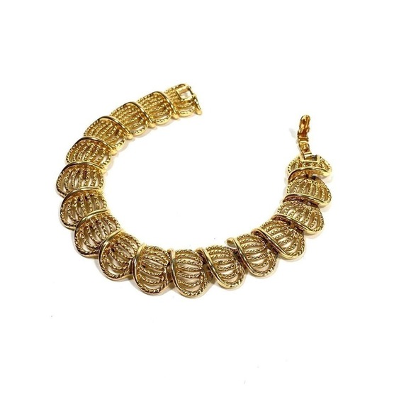 Monet Bracelet Linked Gold Tone 7” Estate Jewelry - Picture 10 of 12